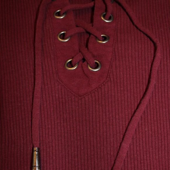 No boundaries - ribbed lace-up sweater dress - Picture 4 of 4